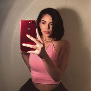 Meet your Posher, Marissa